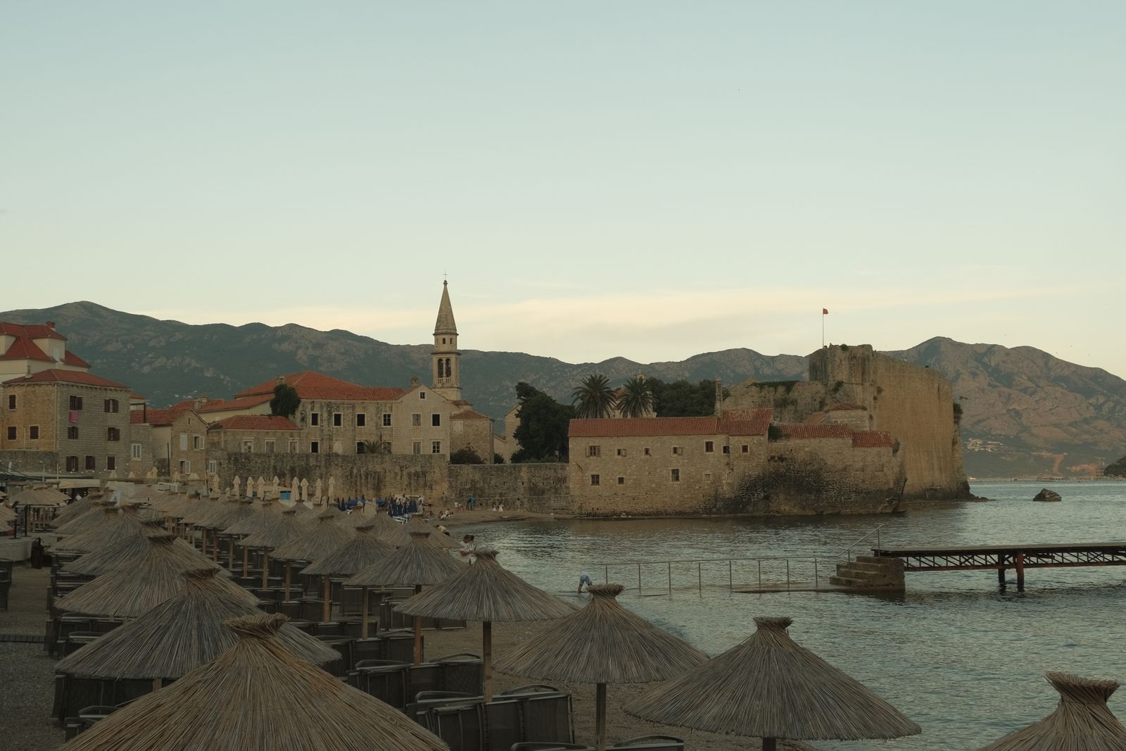 Obala Budve sa plažama