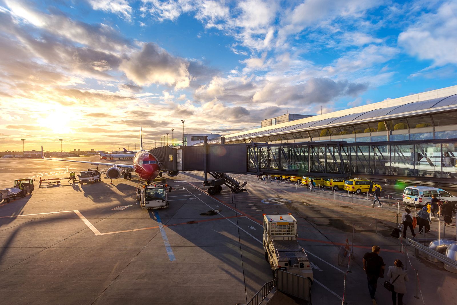 Prizor preuzimanja iznajmljenog vozila u Podgorica Airport